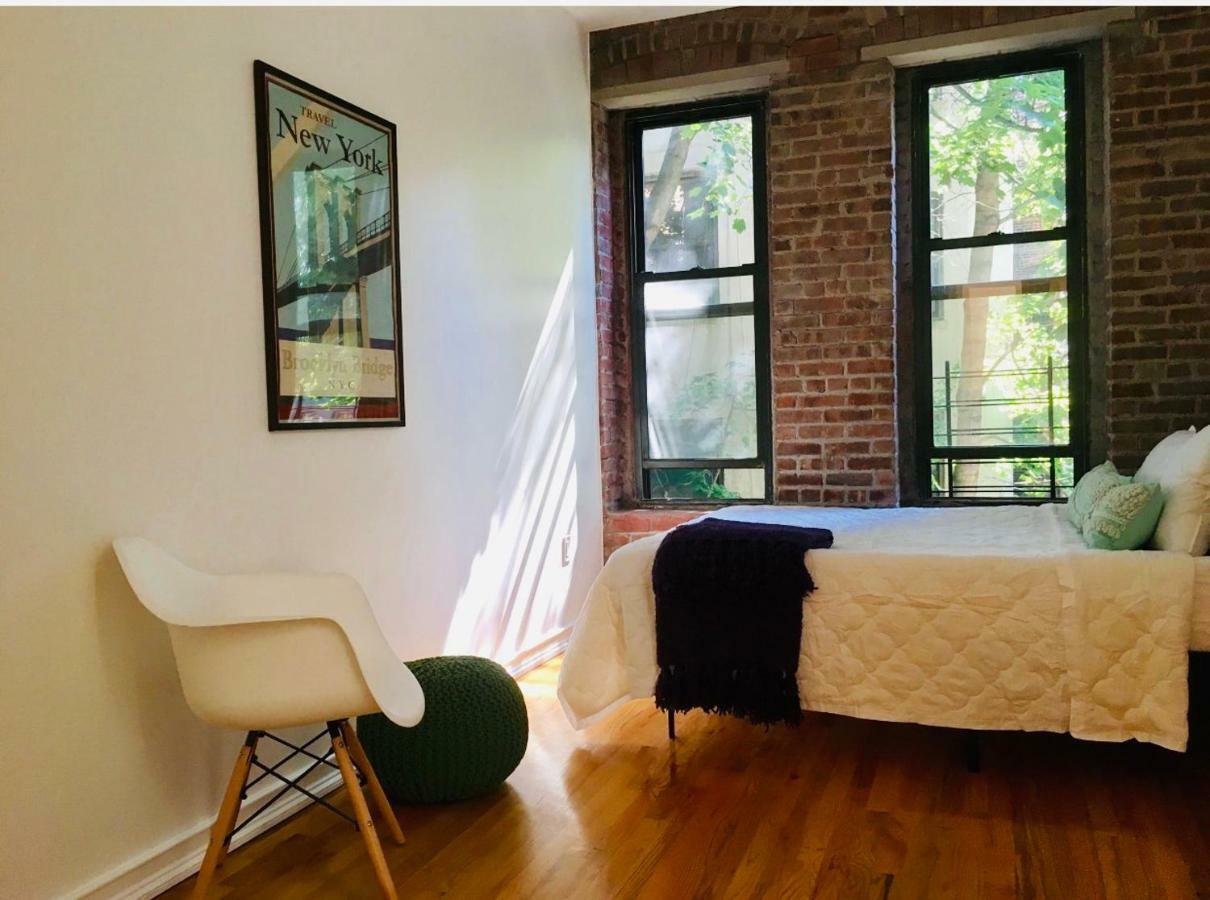 Two Bedroom Harlem Apartment New York Dış mekan fotoğraf
