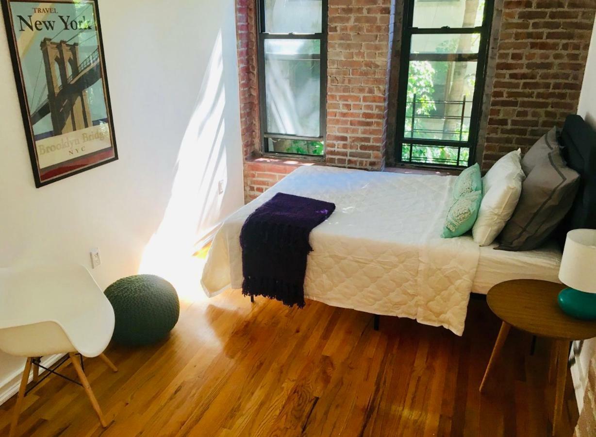 Two Bedroom Harlem Apartment New York Dış mekan fotoğraf